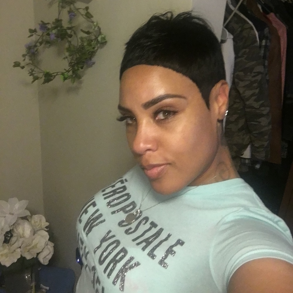 Meet your Posher, Satia